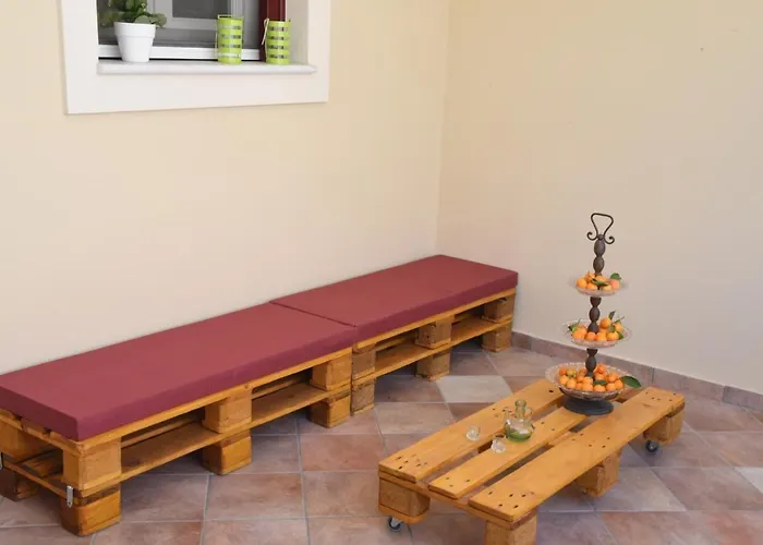 Little Yard & #2 Apartmán Naxos City